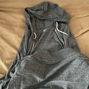 Men’s Old Navy zip up sweatshirt